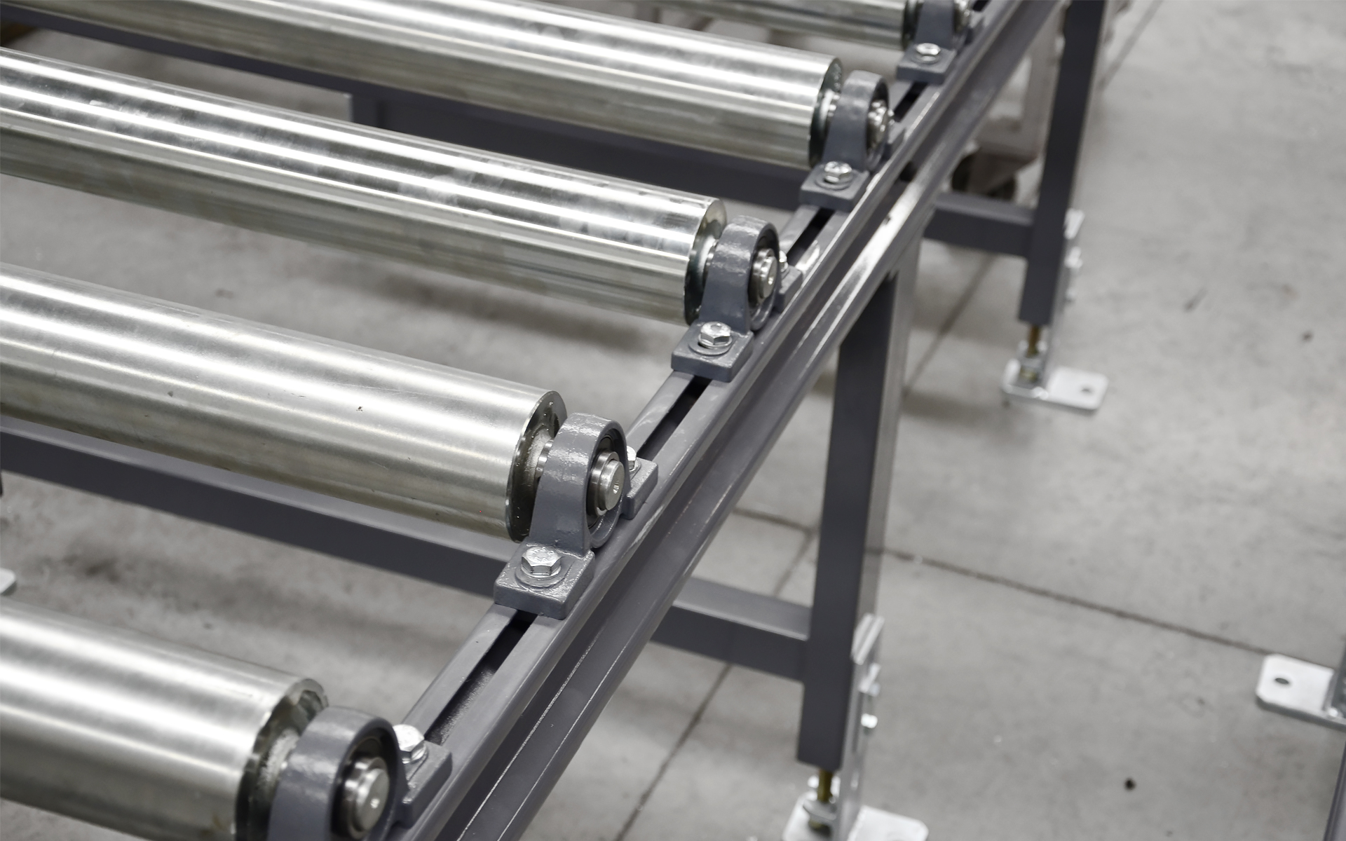 Lintsaemasina rullraja rullikud lähivaates. 