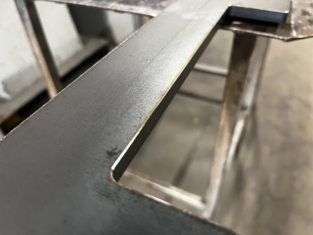 B2 AIR  faasimiseseadmega faasitud serv